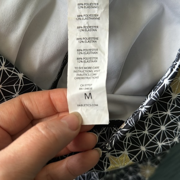 Fabletocs leggings size M - Picture 4 of 6